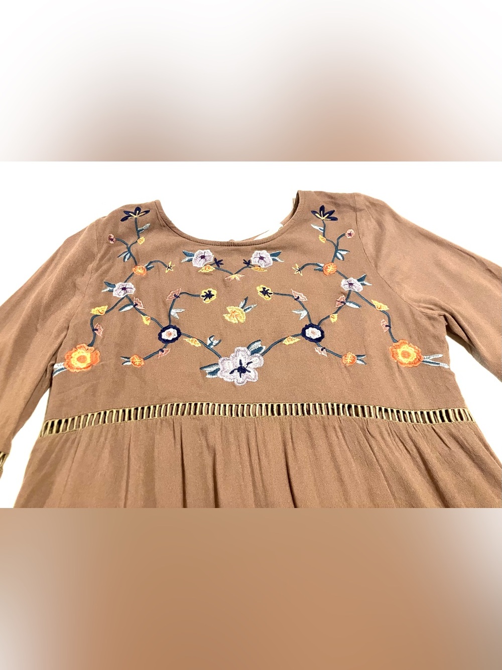 ODDY Bohemian Taupe Embroidered Floral Mini Dress - Size Medium - Picture 2 of 4